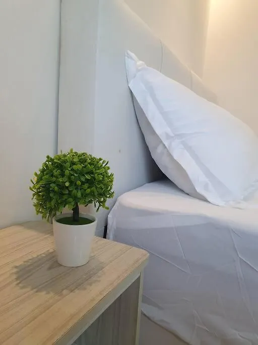 3Storey House 13Pax Family Suite Bayan Lepas Holiday home