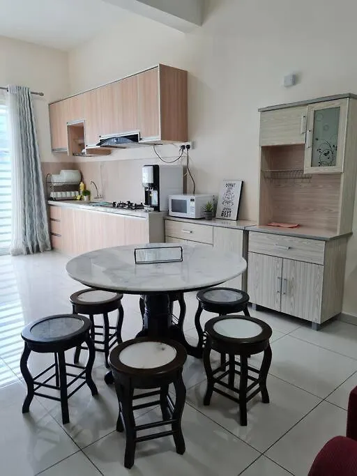 Holiday home 3Storey House 13Pax Family Suite Bayan Lepas